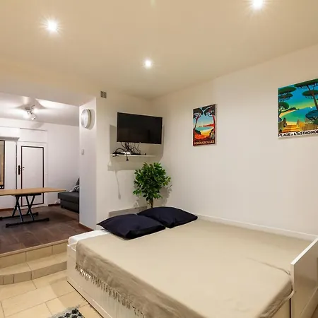 La Succulente - T1 Bis Climatise Proche Apartment *